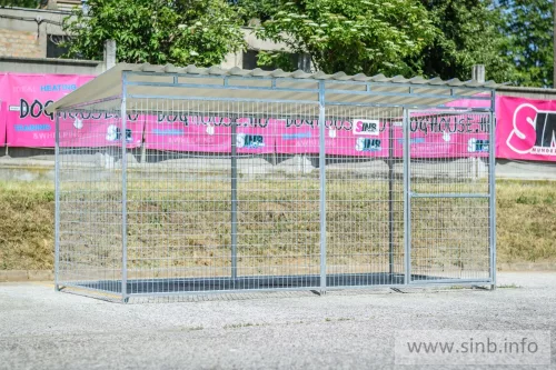 Lucas Kutya kennel, LGD, 4x2m alapterület, padozat nélkül