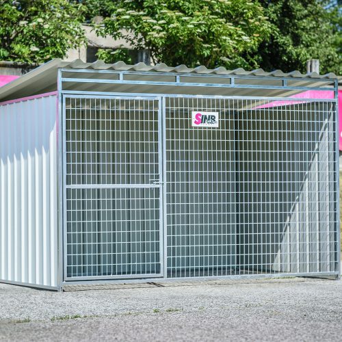 Lucas Kutya kennel, 3x2m alapterület, padozat nélkül