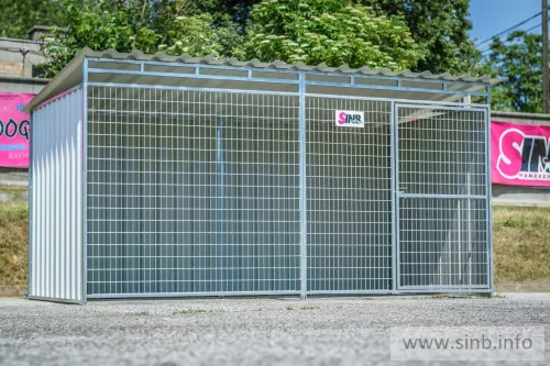 Lucas Kutya kennel, 4x2m alapterület, padozat nélkül