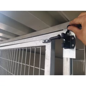 Biztonsági Zár Kennelekhez